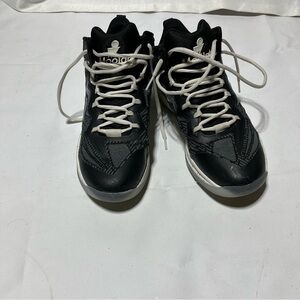 Moolah black and Gray Athletic Shoes